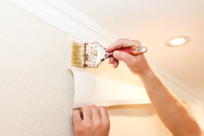 Pose de papier peint à Cransac — revêtements muraux et toiles de verre
